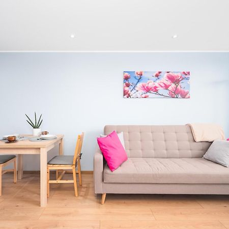 Wejhera 3A By Homeprime Gdansk Bagian luar foto